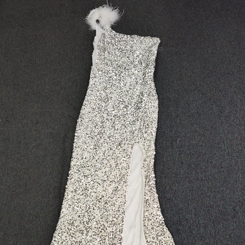 NAGFAR Women's Sparkly Sequins Sexy Dress Size M Color Silver/White